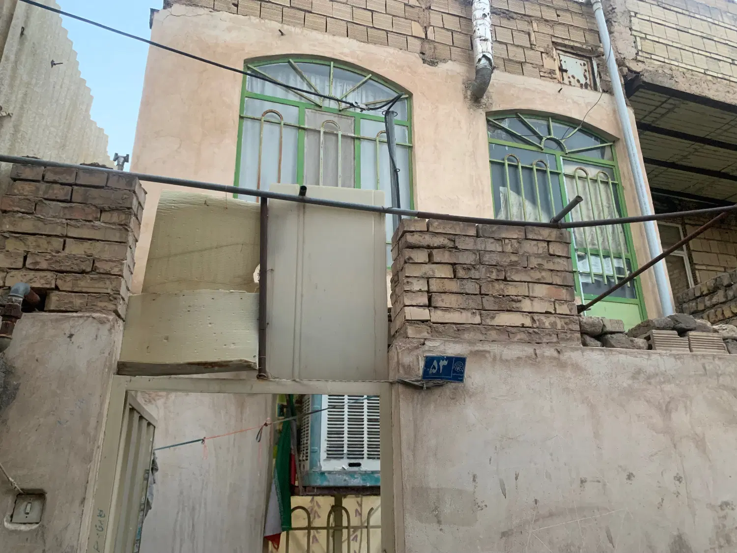 منزل فروشی خیابون گلریز راه جدا