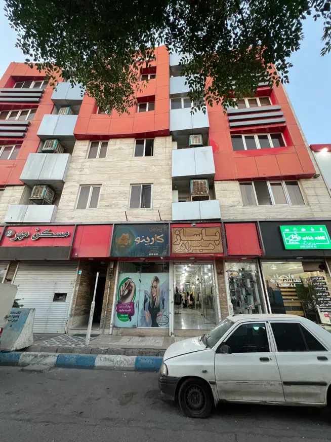 فروش و اجاره مغازه داخل پاساژ هیراد شهرک شاهد