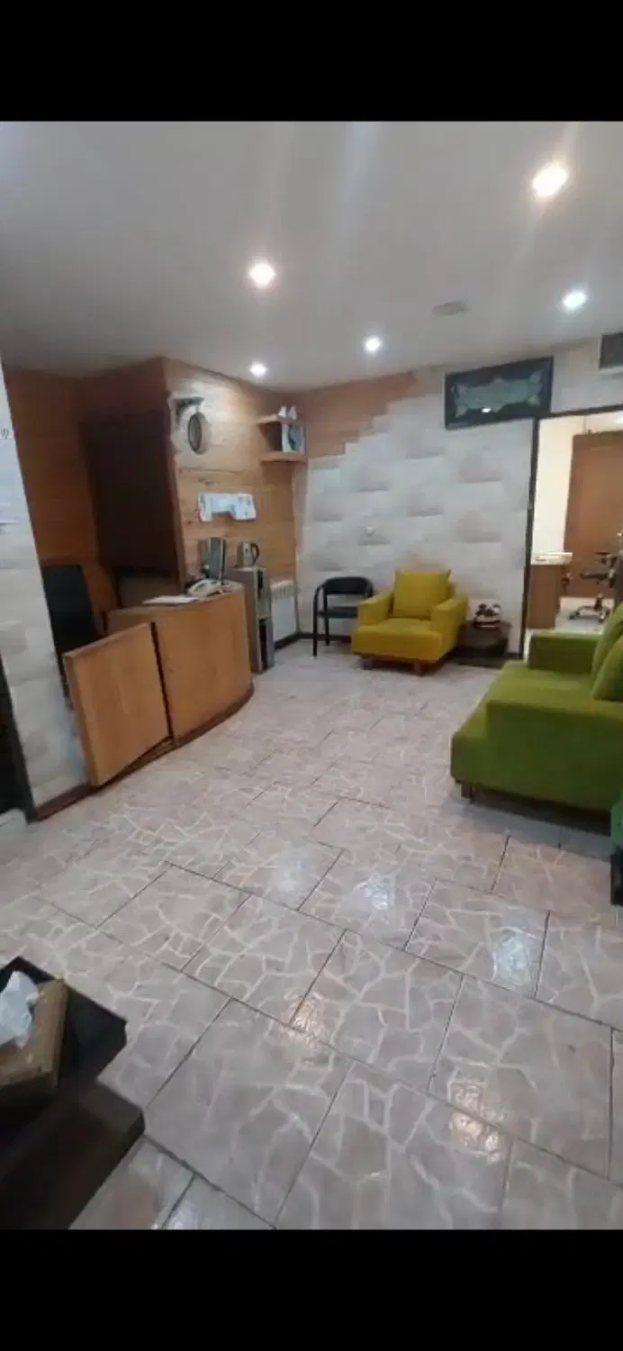 مطب و اداری زند