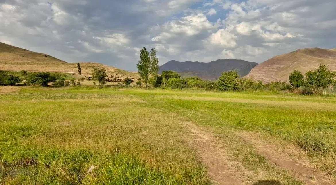 ۸۵۰ متر زمین زراعی طالقان