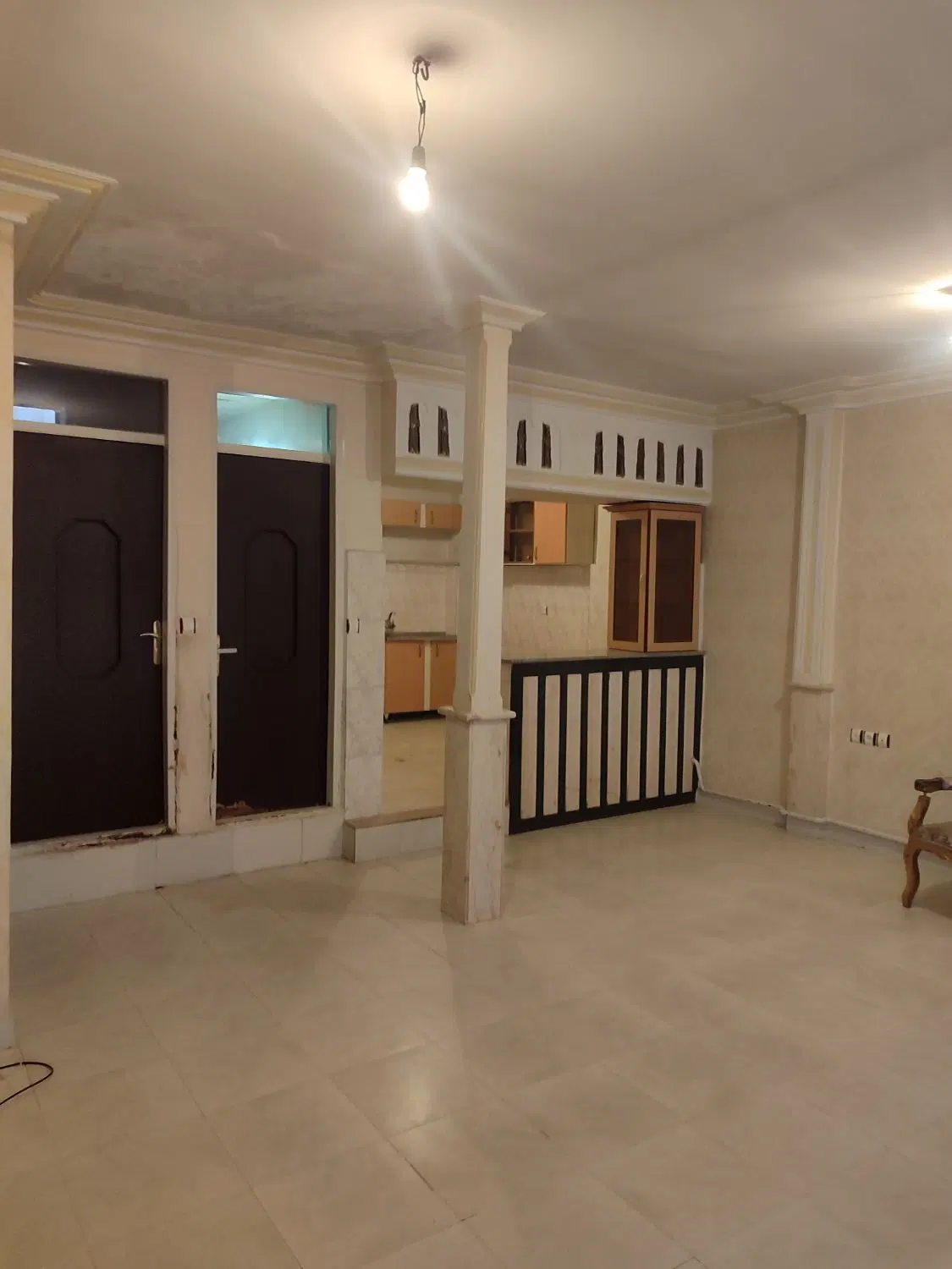 رهن و اجاره منزل مسکونی چهارراه عباسی خ یوسف آباد