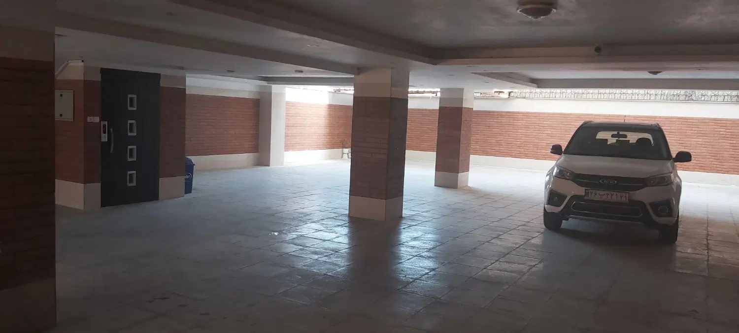 آپارتمان ۱۲۰ متر فروشی