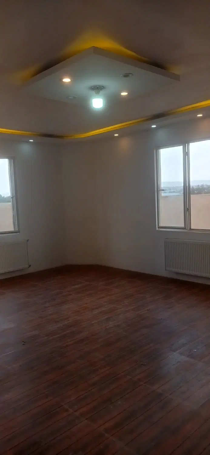 رهن کامل آپارتمان غرق نوربلوارطوس نبش گلستان شرقی
