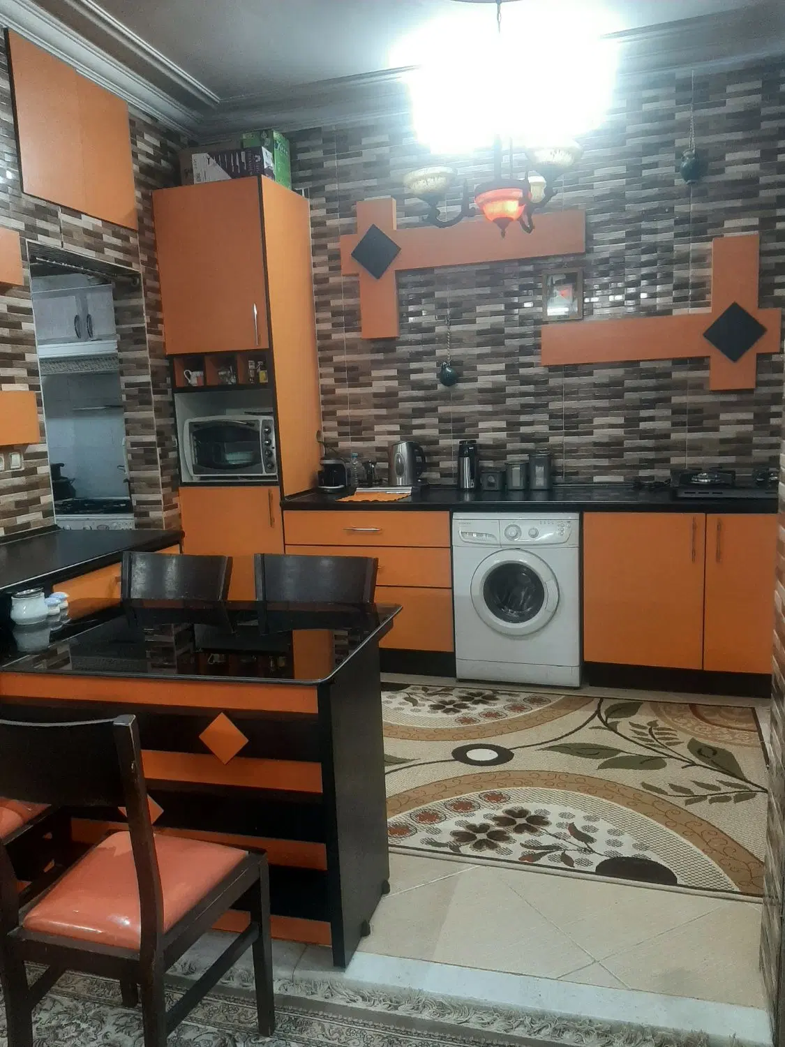 منزل اجاره ای فوری نبش خیابان