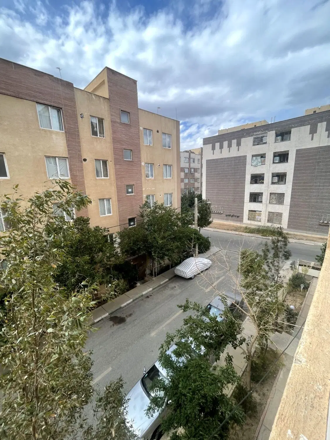 فاز ۶شمال بر بلوار کوه نور ۲ خواب تخلیه