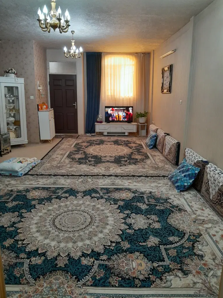 سه طبقه خونه بفرش میرسه
