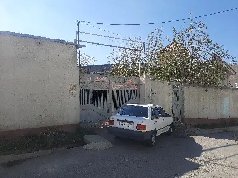 کارگاه ۲۵۰ متر در ملک ۱۲۵۰ متری