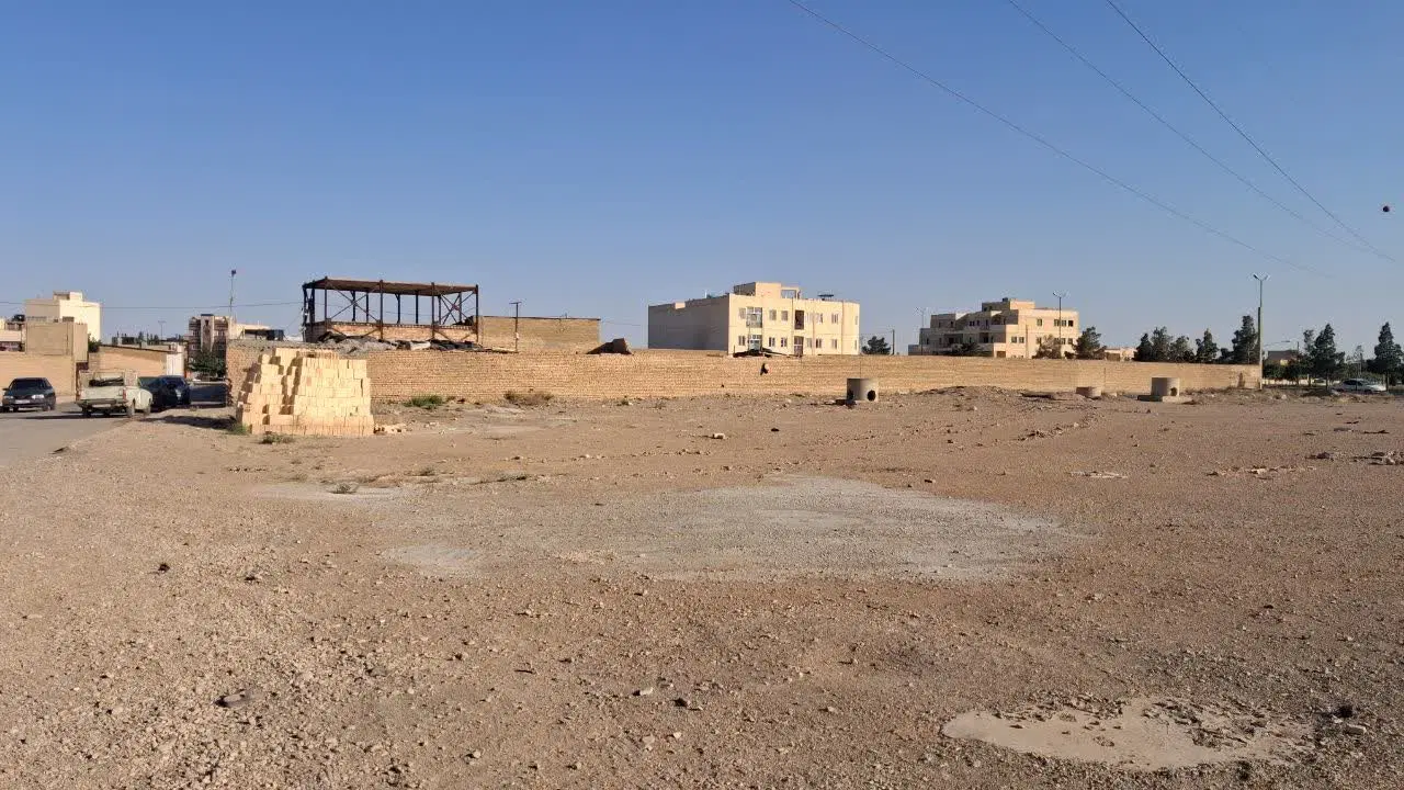 زمین مزایده