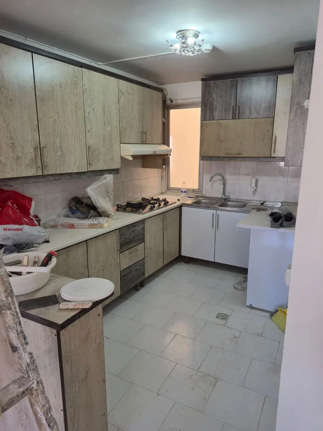 72متر 2خواب پارکینگ و آسانسورتمیزومرتب تهرانسراصلی