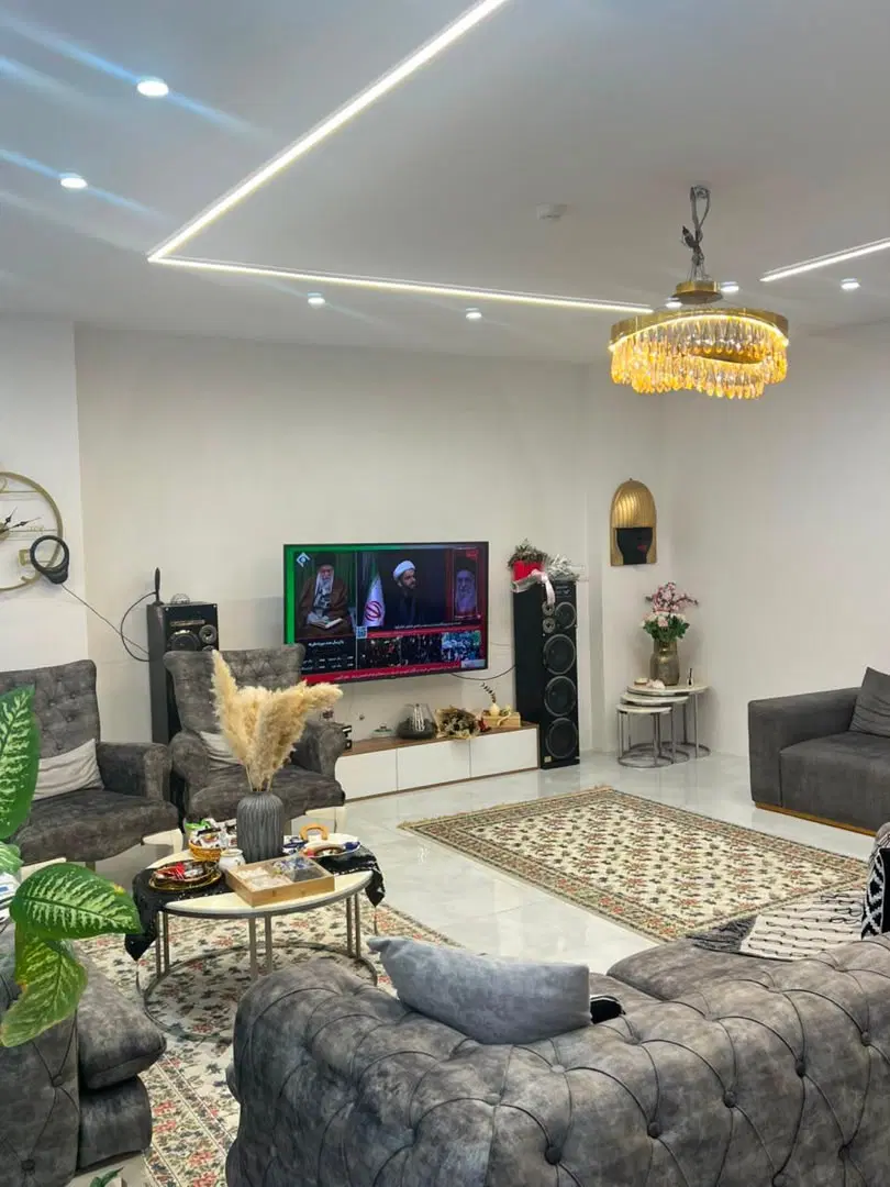فروش واحدسه خواب ۱۳۵متری گلشهر جنوبی
