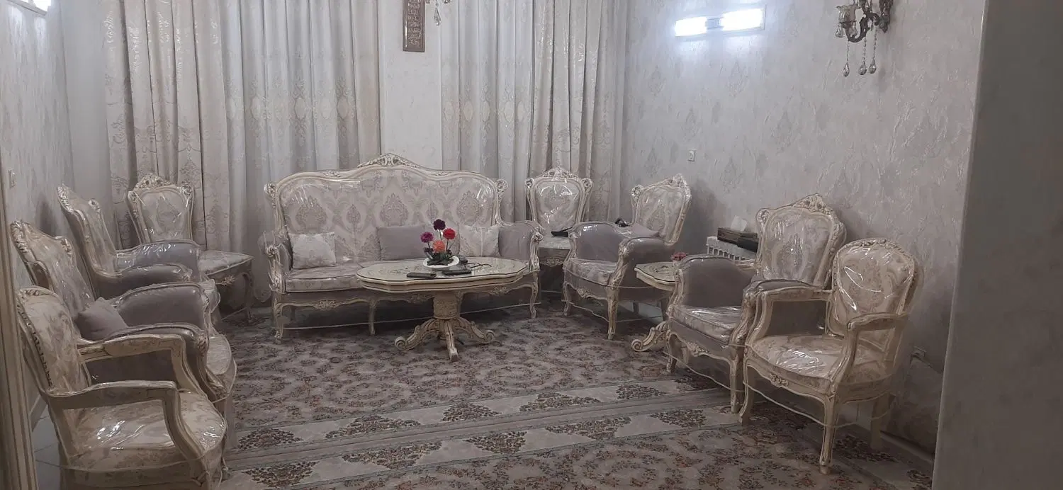 آپارتمان ۹۶ متری ۲ خوابه محلاتی