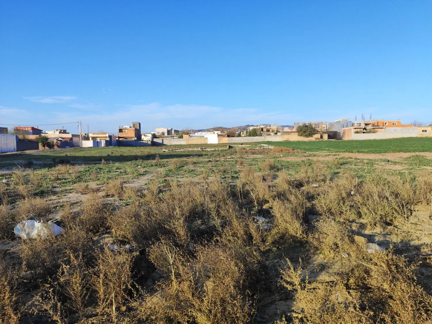 زمین مسکونی