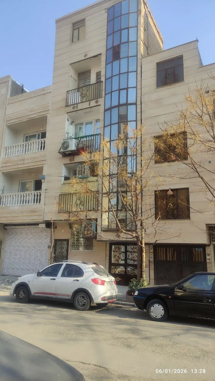 آپارتمان ۷۰ متری ورامین دانشسرا ۱۶ متری توحید
