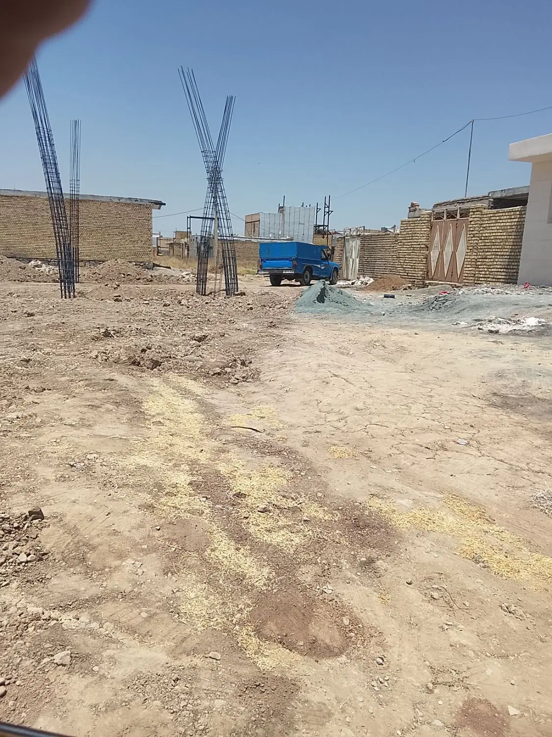 زمین ۹۴متری آماده ساخت
