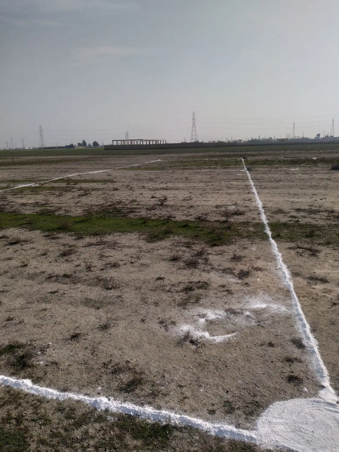 زمین فروشی