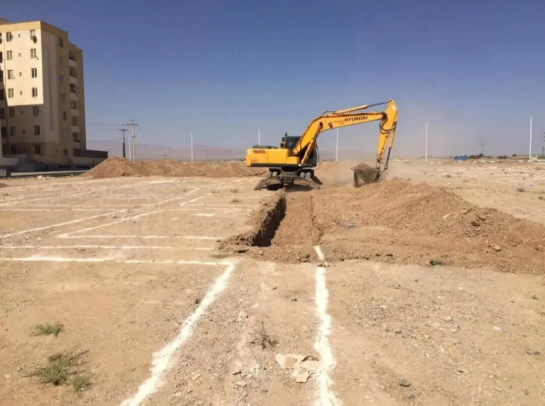 ۲۰۰مترزمین نسوز دسته اول چشمه خانی
