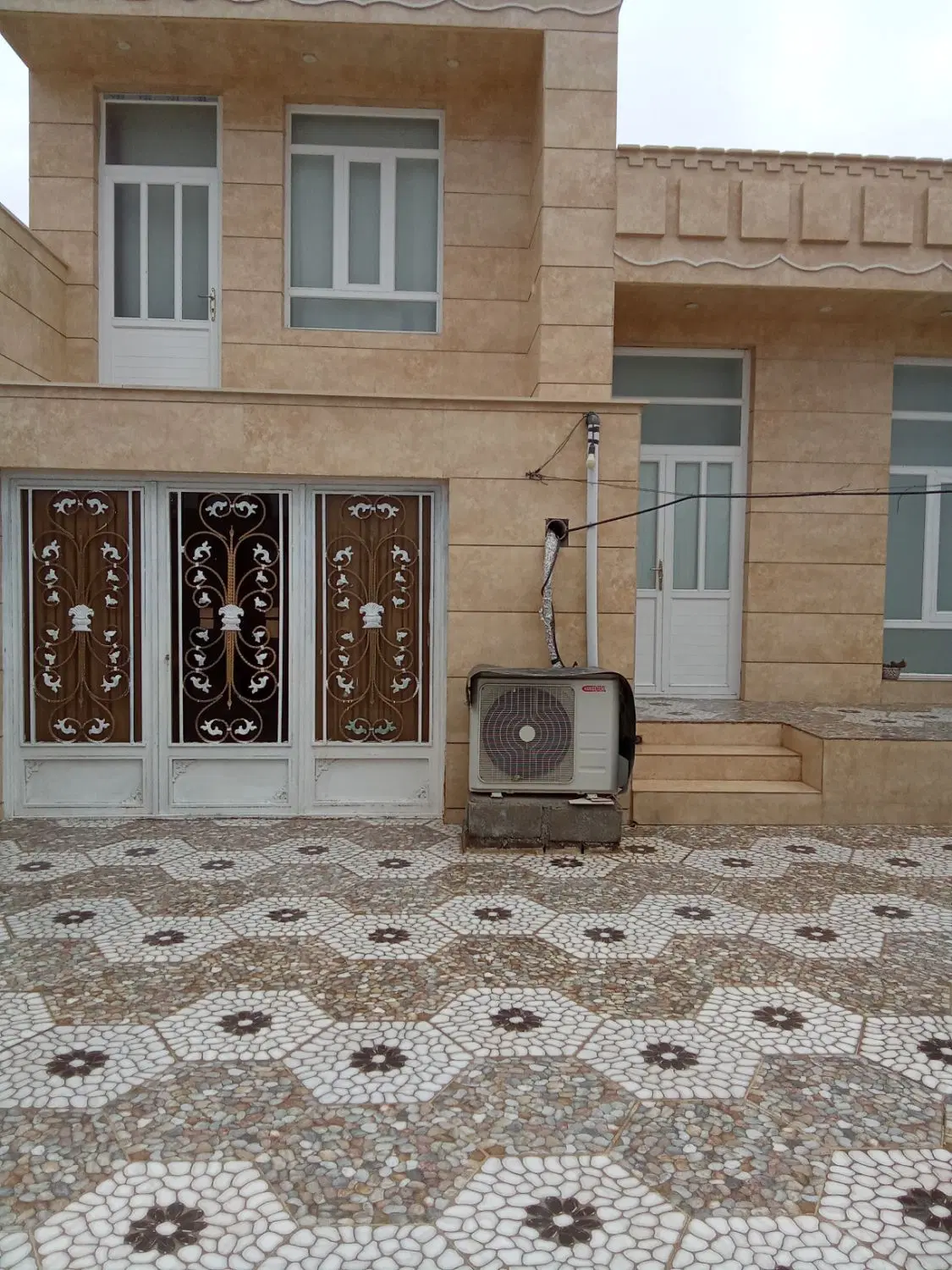 منزل مسکونی
