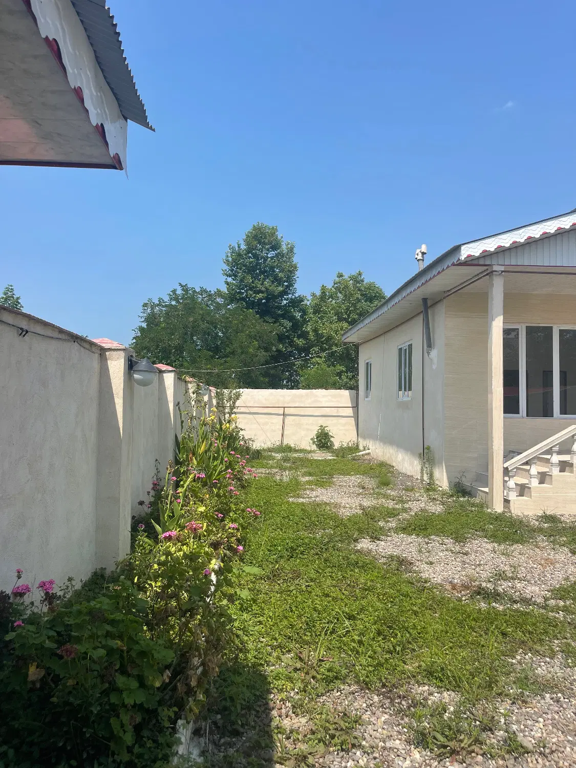 فروش ویلا نوساز۳۵۰ متری قیمت مناسب