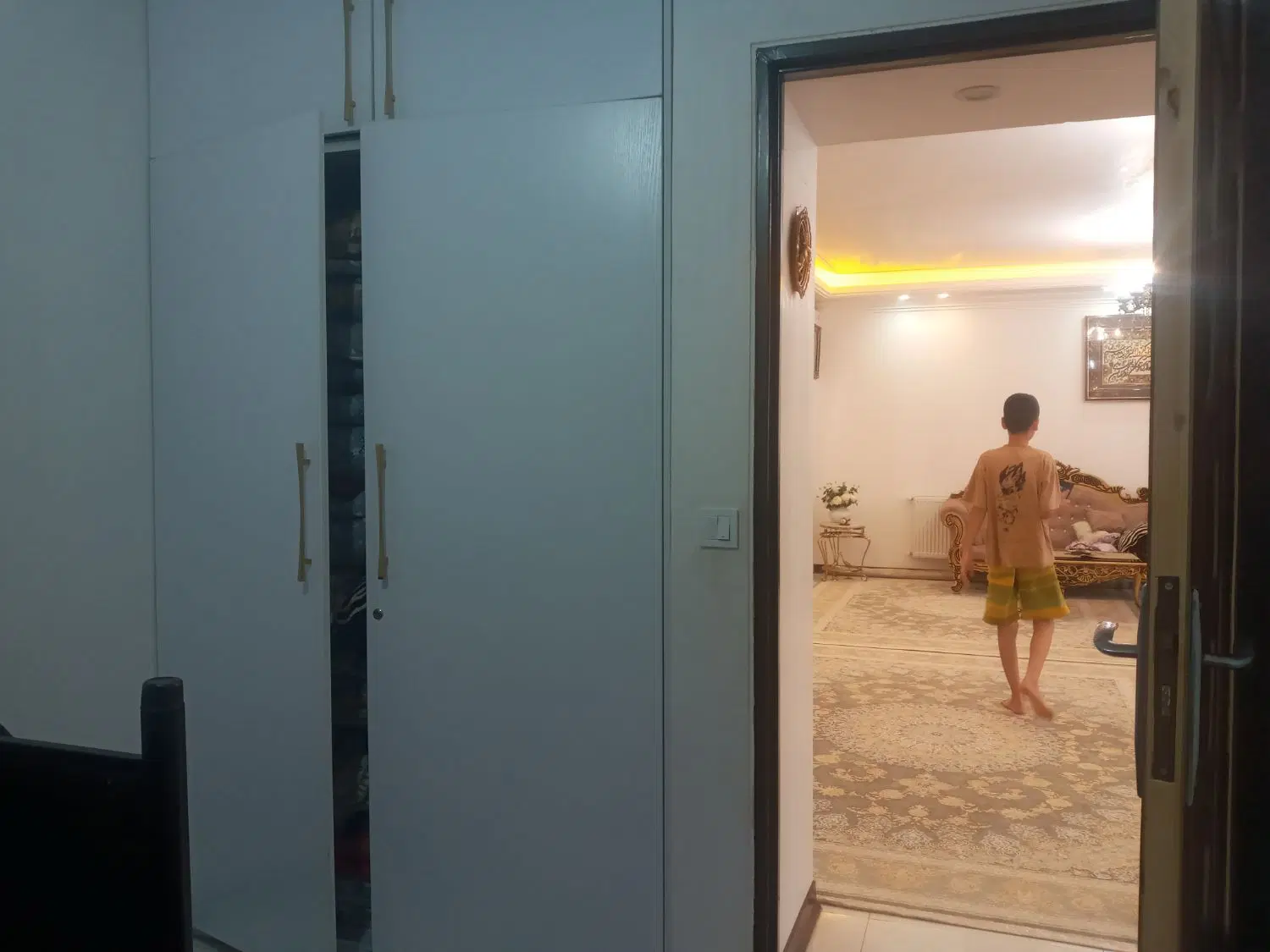 فروش یک واحد آپارتمان