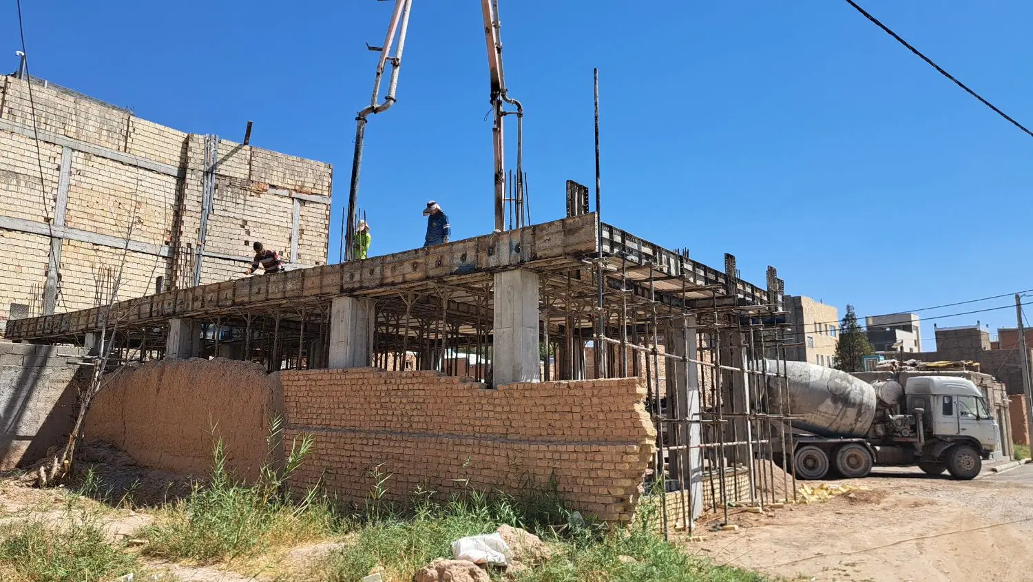 زمین ۲نبش قابلیت ۵ سقف
