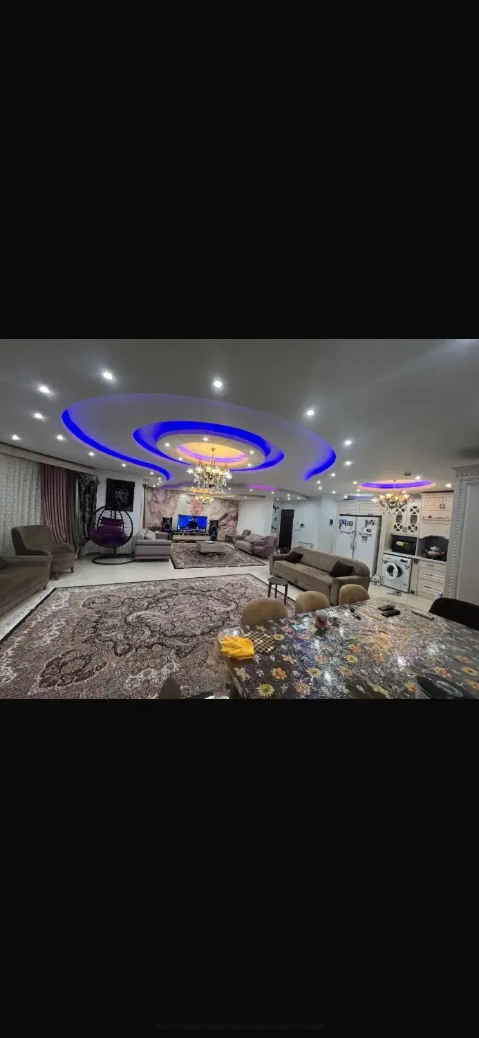 واحدآپارتمان۱۵۰متر_خوش نقشه_سه نبش_بلوارکریمی