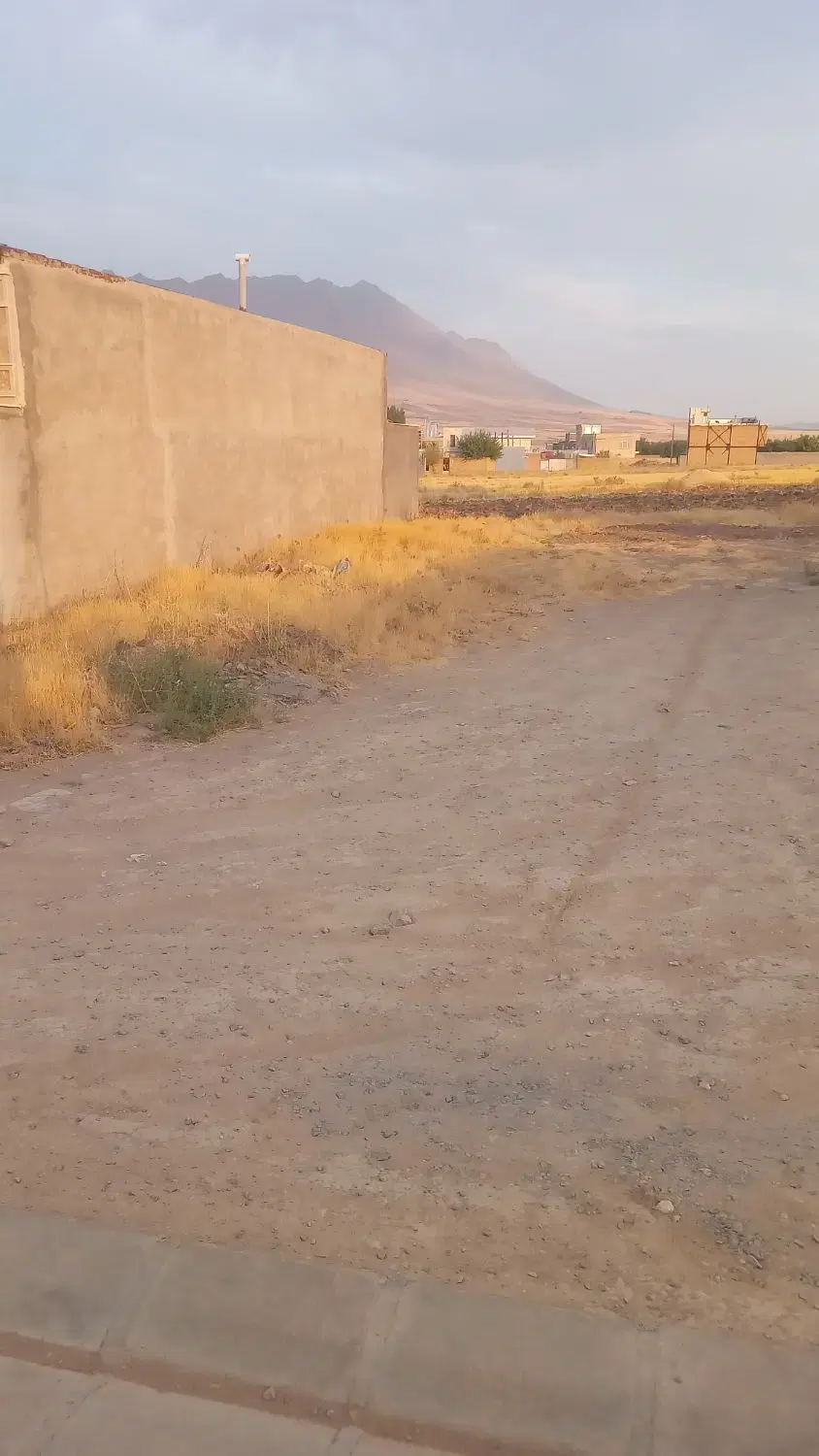 زمین مسکونی