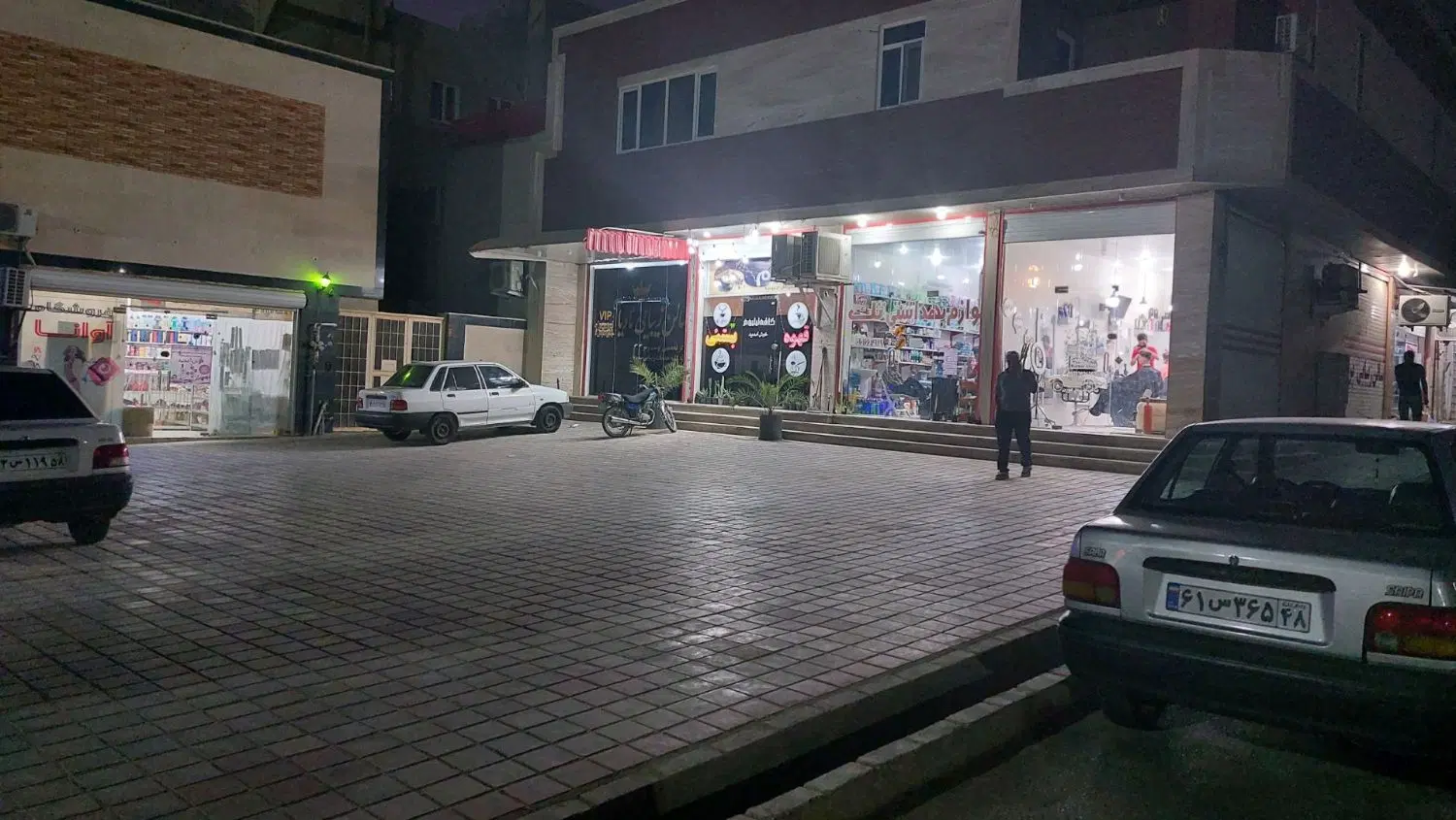 فروش مغازه ۸۸ متری عالیشهر