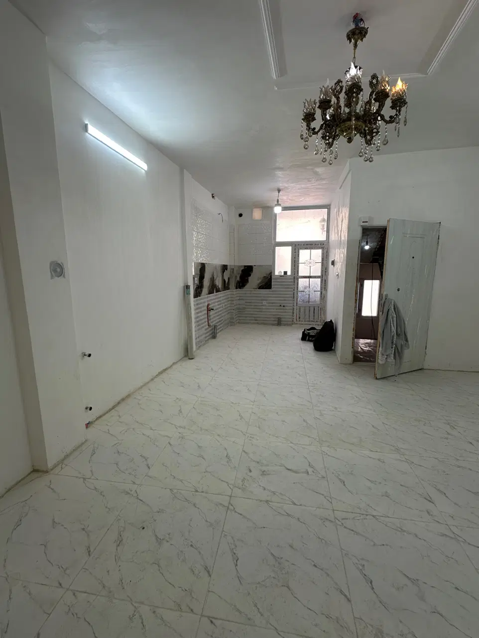 یک طبقه اپارتمان در طبرسی ۳۸