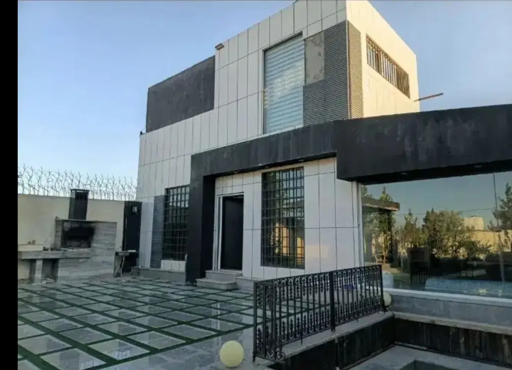 زمین دو ممر خرداد ۳۹ و ۴۱ با مجوز ساخت ۱۶۷ متر