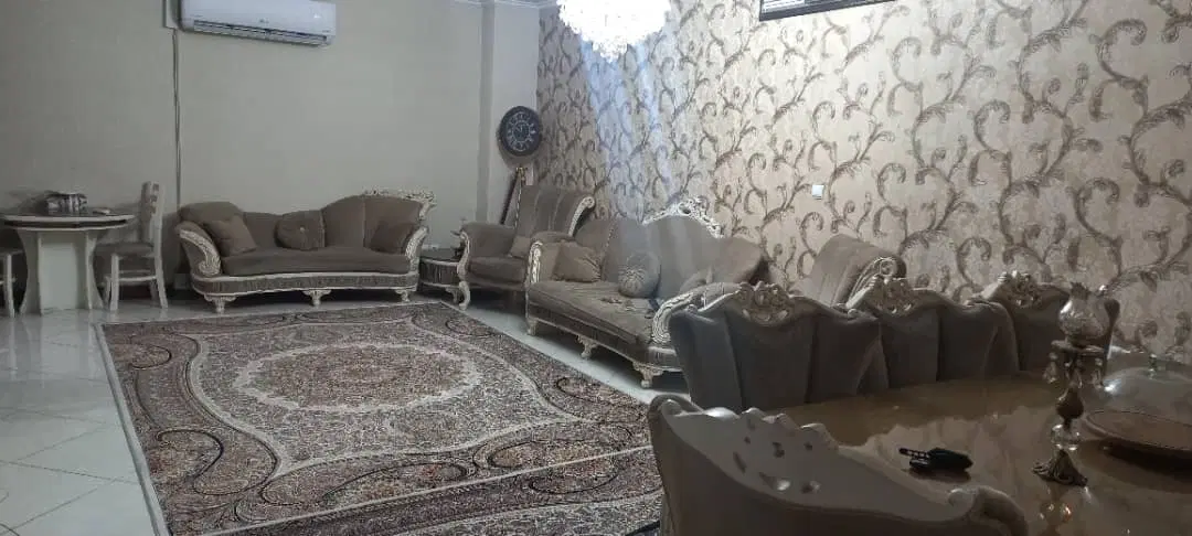۸۰ متر ۲ خواب نوساز _ خوش نقشه و تمیز