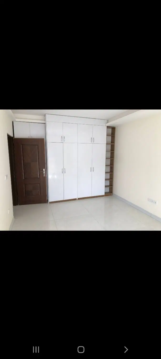 حیاط ویلایی دور میدون خرمشهر