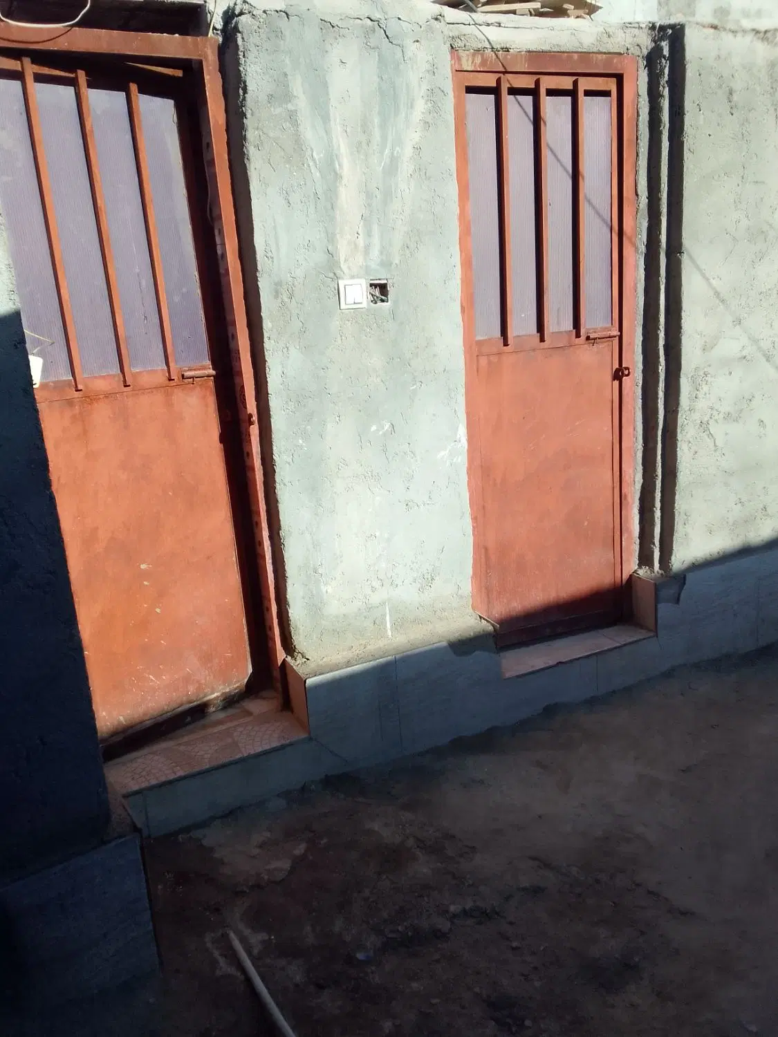 خانه  دوطبق۱۵۰متری ویلایی دایی اباد