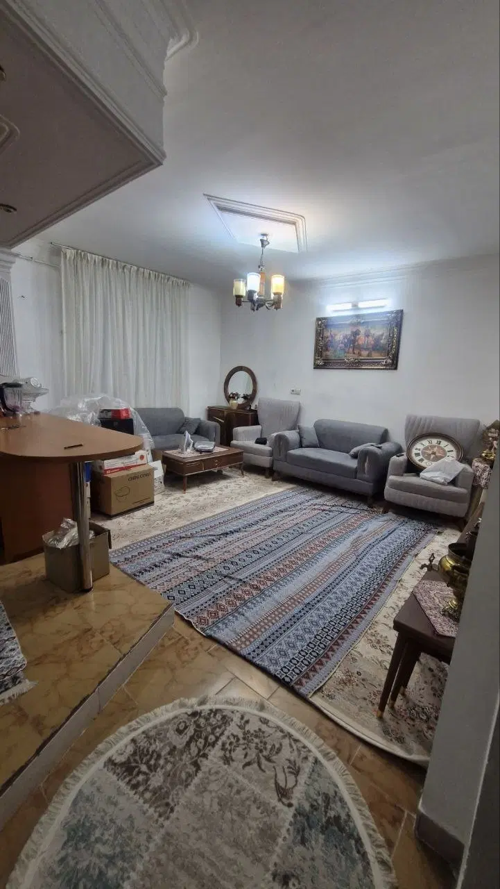 ۶۵ متری مینودر حافظیه