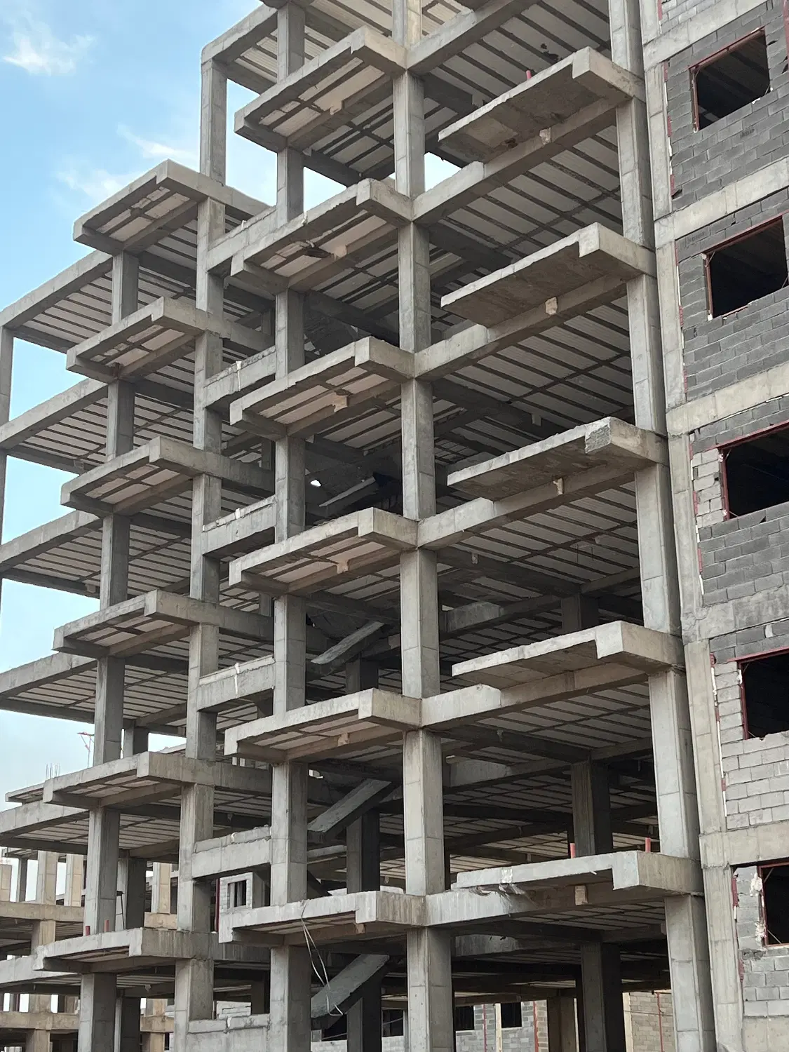 فروش آپارتمان _نقطه ی شمالی رباط کریم _دولتی ساز