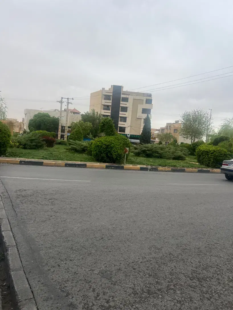 ۹۰ متر بر حافظ شمالی