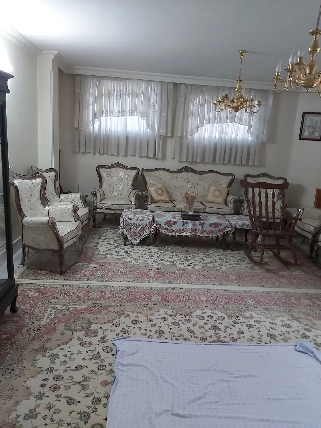 اجاره آپارتمان  مسکونی  ۱۴۰ متر یه خوابه