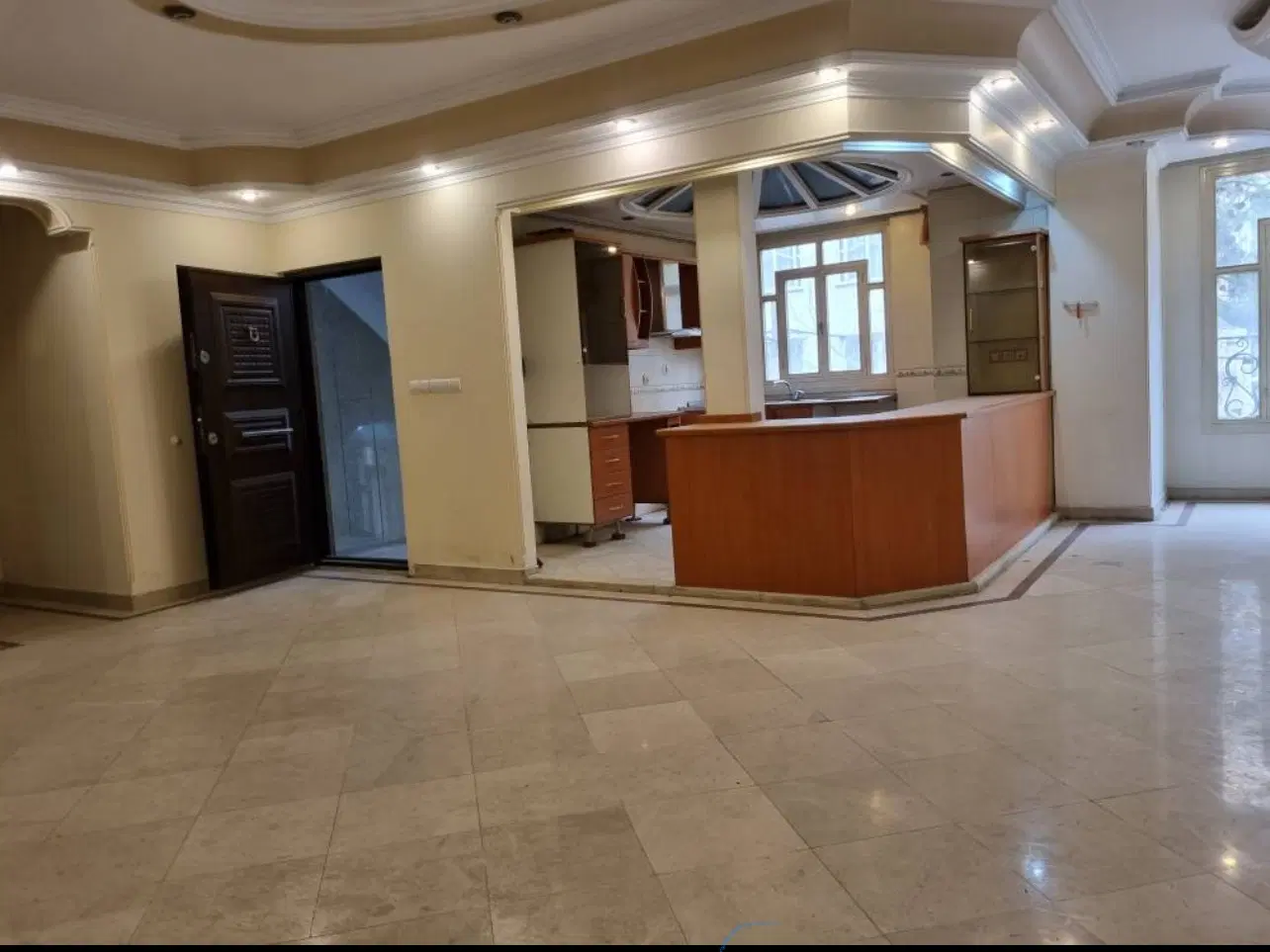۱۲۷ متر فول امکانات ۴تا تک واحدی ۳ خواب یکجا فروش