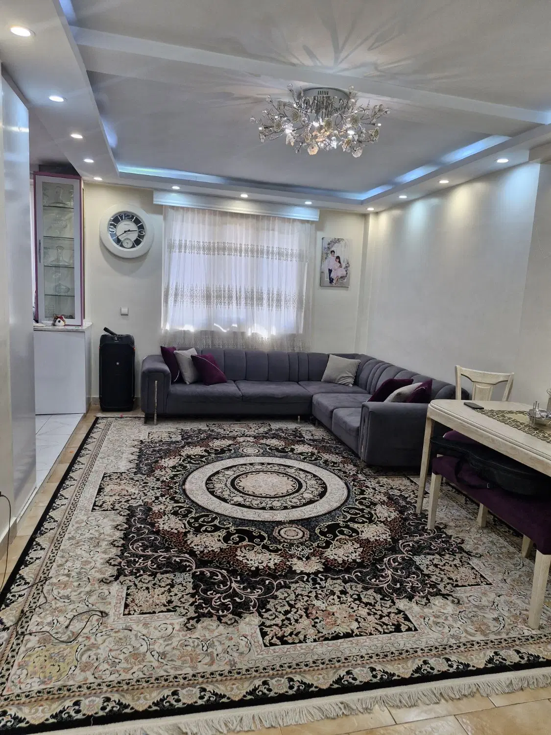یک واحد اپارتمان مسکونی