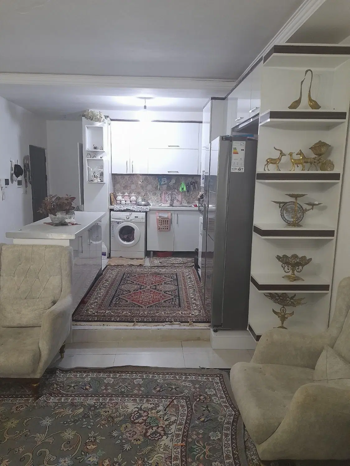 آپارتمان ۸۵ متری فول امکانات