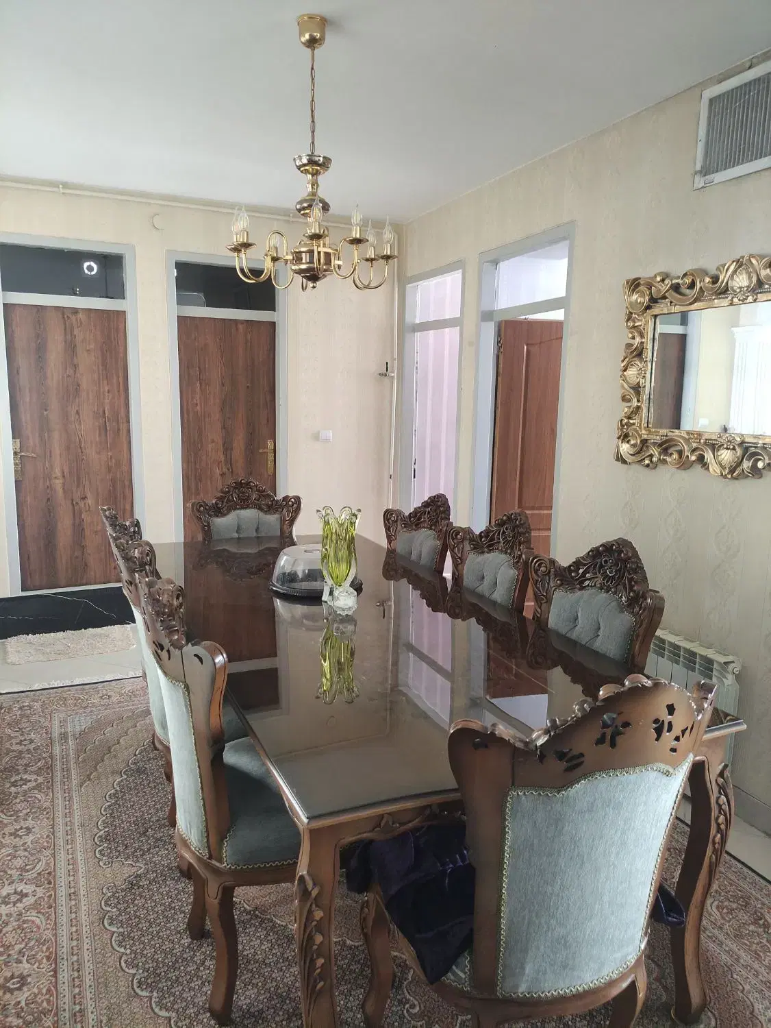 آپارتمان ۱۳۰ متری