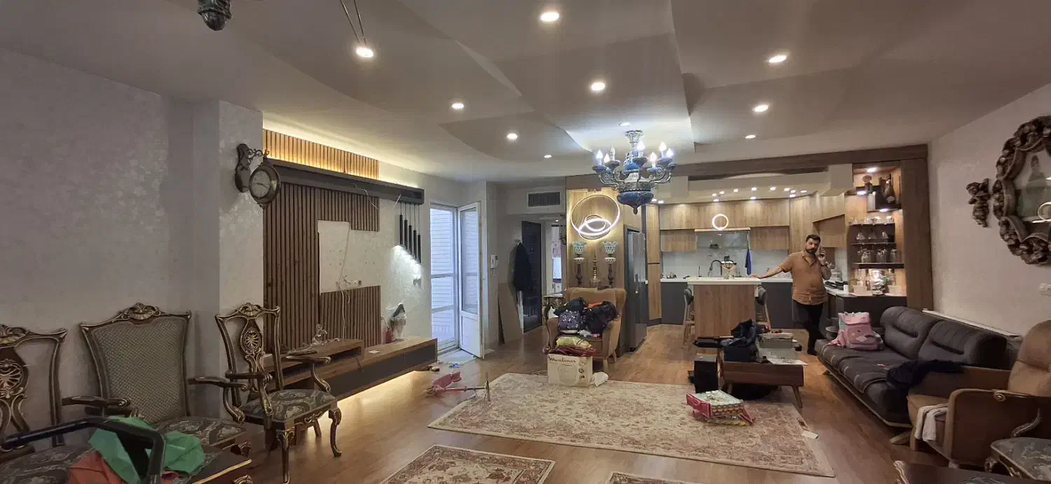 اپارتمان ۱۱۸متری تک واحدی شیک تکمیل در ملک اباد