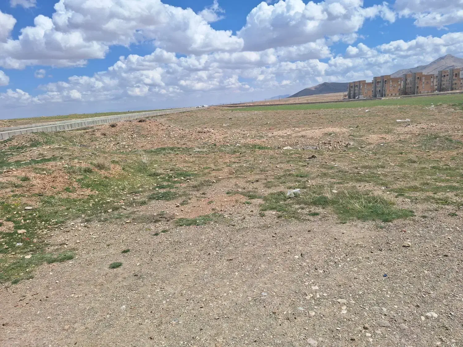 فروش زمین ۲۱۲ متر