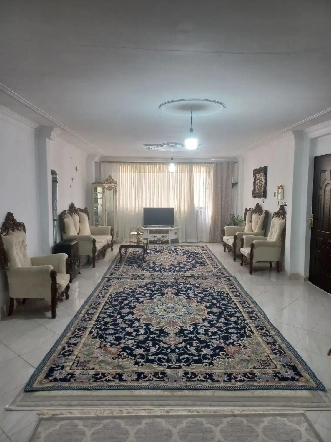 واحد تمیز و بزرگ در چهارده متری