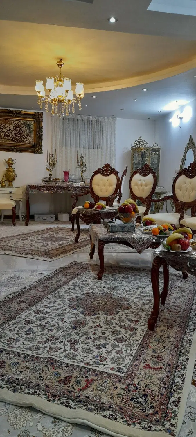 آپارتمان ۸۰ متری خیابان مدرس طبقه ی منفی