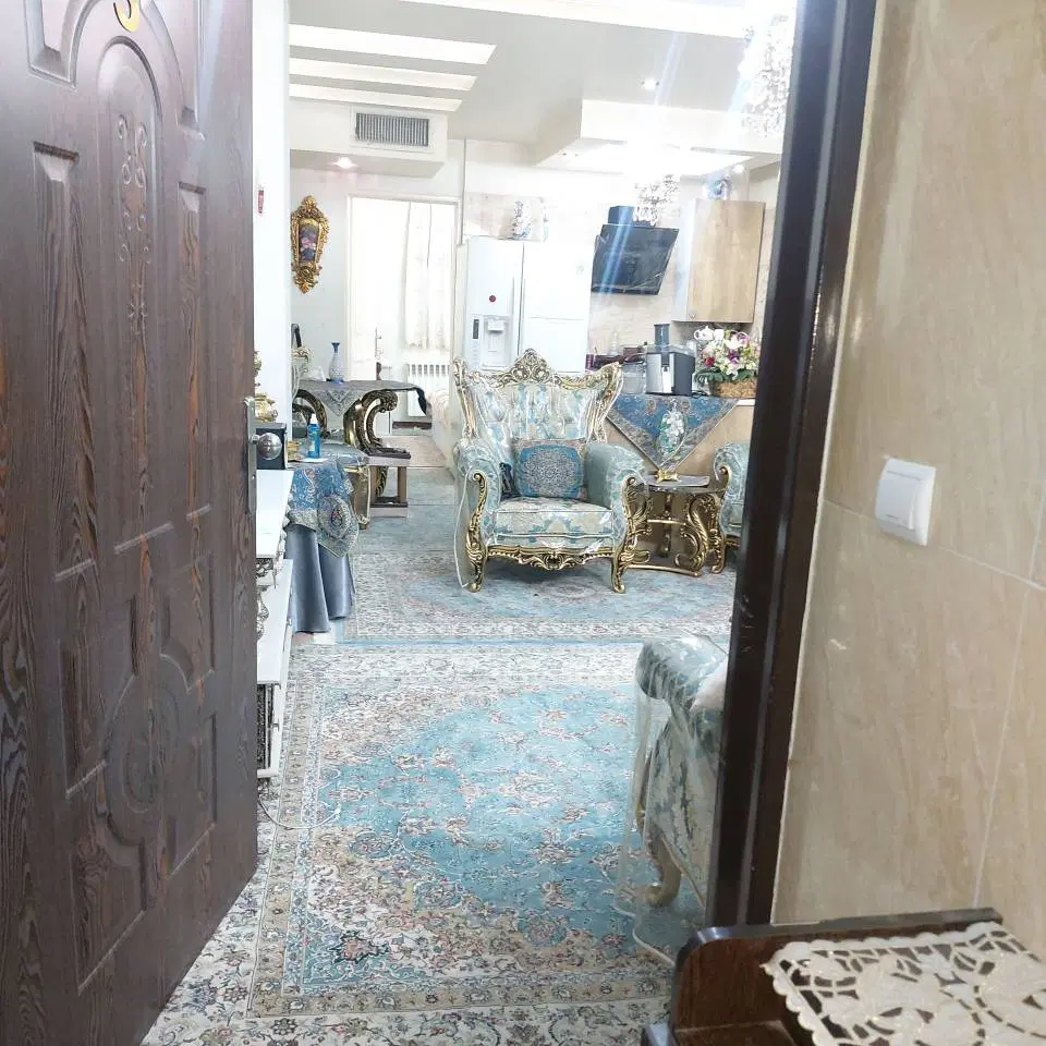 واحد 60 متری خیابان تفرشی