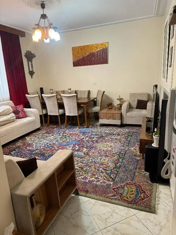 ۷۰ متر اجاره دار شیخ صفی
