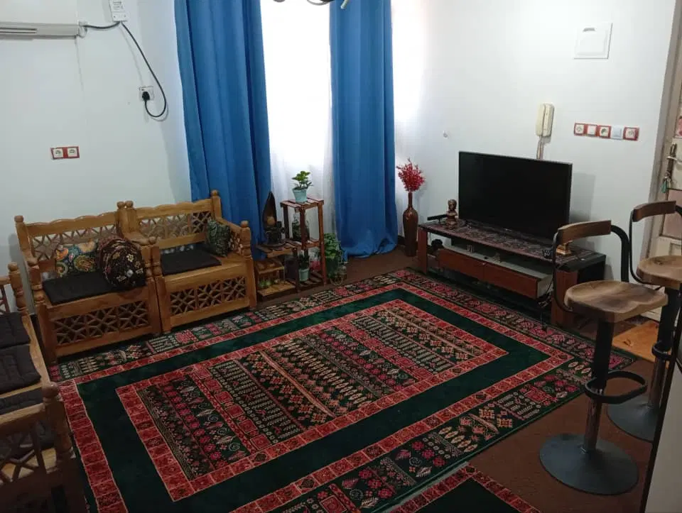 خدمات درمانی خ یک بالدی نزدیک اصلی