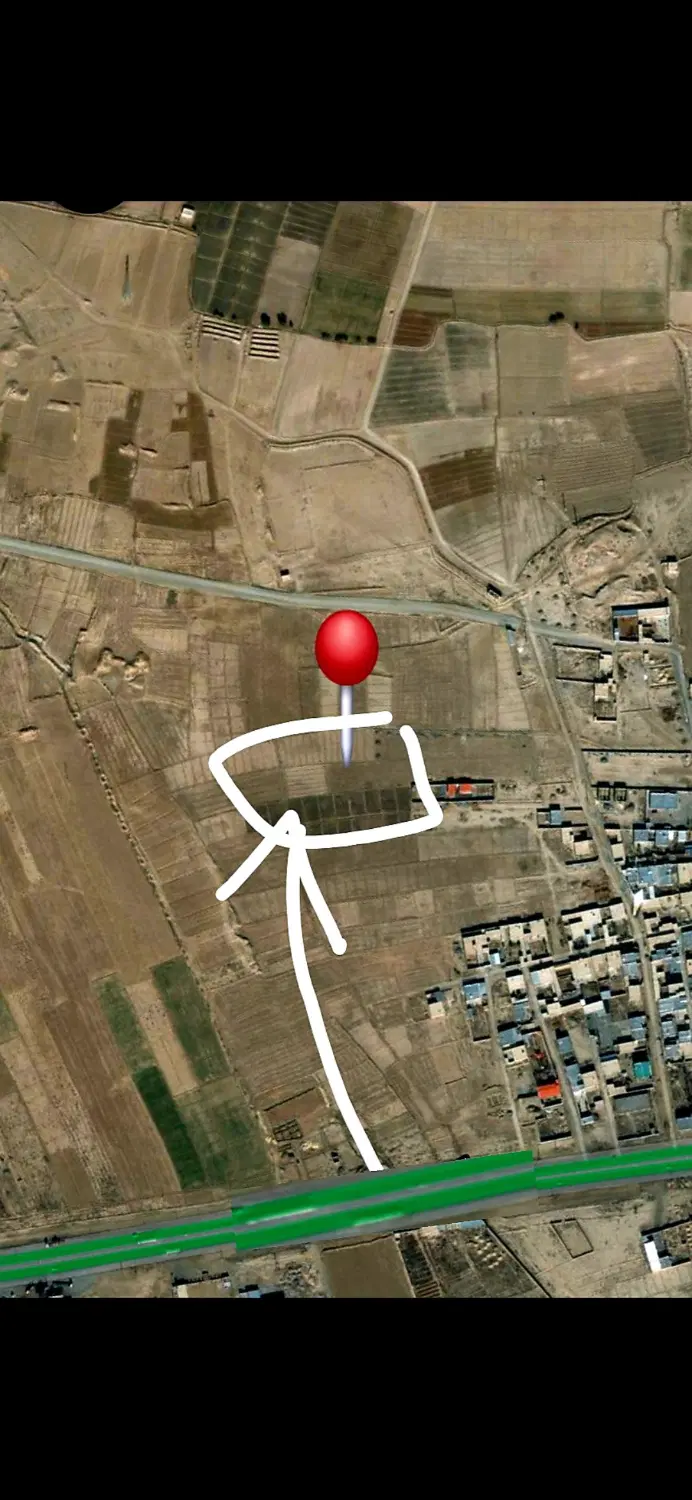 زمین ۴۰۰ متری چهارگوش قلعه نو