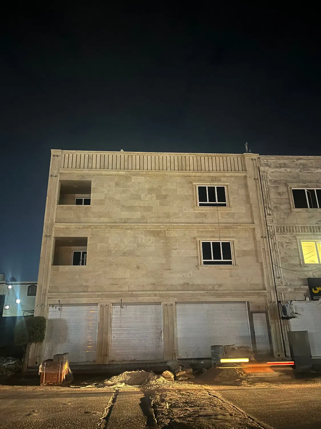 رهن دو عدد مغازه عالیشهر فاز2 خیابان دانش آموز