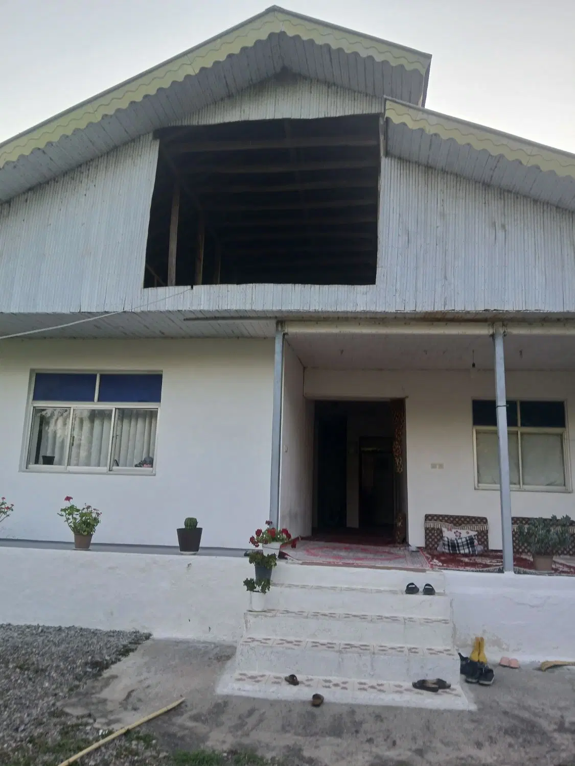 خانه کلنگی